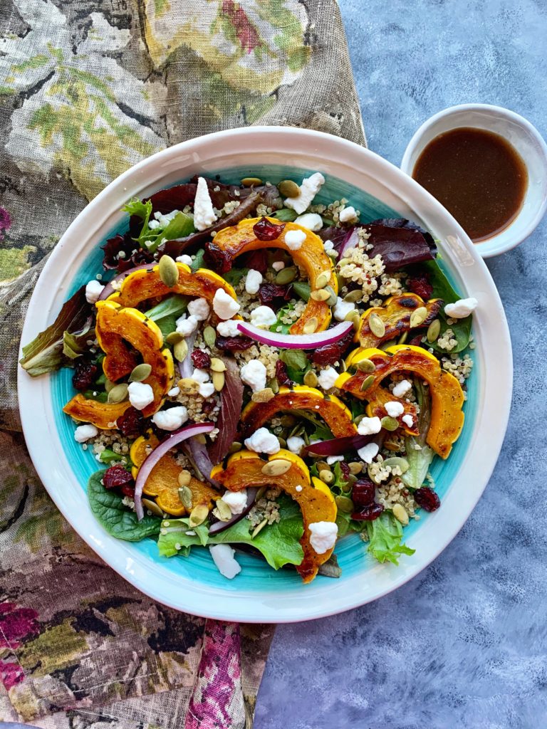 Delicata Squash Salad -325 Calories + WW Info Included | Rachelshealthyplate.com | #ww #delicata #smartpoints