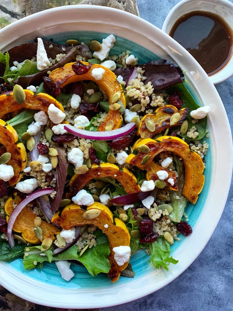 Delicata Squash Salad -325 Calories + WW Info Included | Rachelshealthyplate.com | #ww #delicata #smartpoints