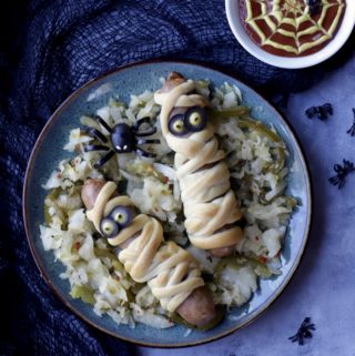 Quick and Easy Mummy Dogs - 5 WW Smart Points | Rachelshealthyplate.com
